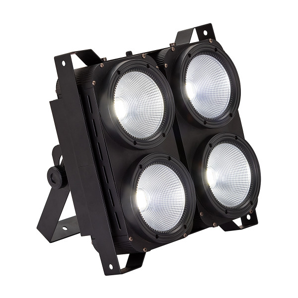 SOUNDSATION LIGHTBLASTER 104 COB - 4x100W meleg fehér + hideg fehér COB LED Blinder SOUNDSATION LIGHTBLASTER 104 COB - 4x100W meleg fehér + hideg fehér COB LED Blinder