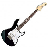 Yamaha Pacifica 012 Black elektromos gitár