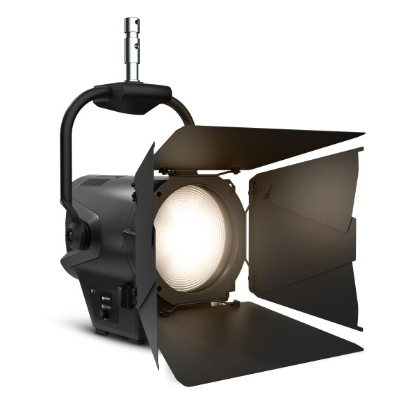 Cameo F2 T PO - színházi spotlámpa Fresnel lencsével Tungsten (volfrám) fényű LED, zoom, fekete ház, rúddal állítható