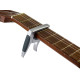 König & Meyer 30910 - gitár kapodaszter klasszikus gitárhoz, lapos fogólaphoz, matt króm König & Meyer 30910 - gitár kapodaszter klasszikus gitárhoz, lapos fogólaphoz, matt króm
