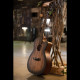 Cort Core-OC AMH OPBB with case akusztikus gitár Fishman elektronikával, All solid, deluxe félkemény tokkal, mahagóni, fekete burst